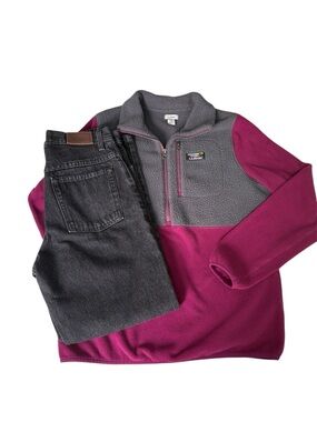 L.L. Bean Women's Gray and Berry V-Neck Fleece Pullover M jeans ll bean sz 15 in